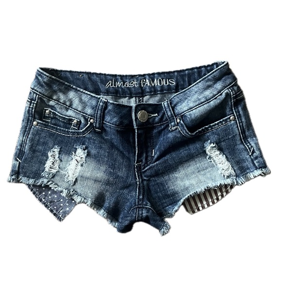 Almost Famous Jean Shorts - Picture 1 of 7